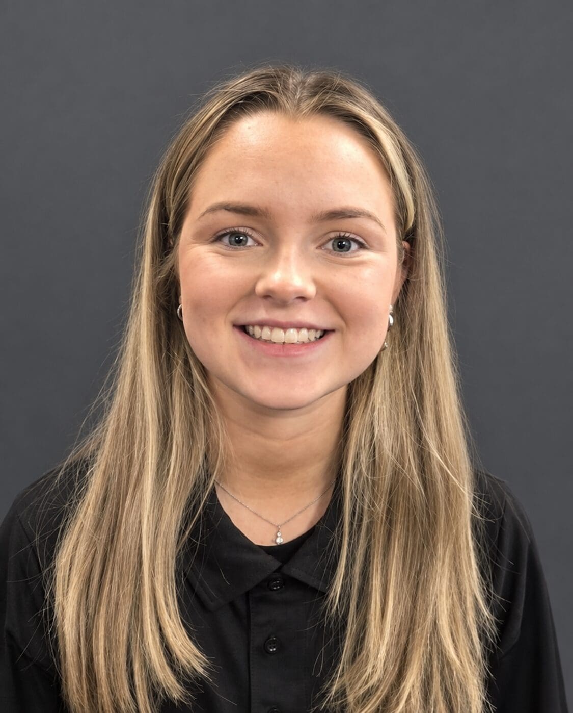 Freya Raeburn 